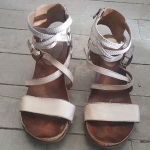 Mizmooz  Shay leather sandals grey